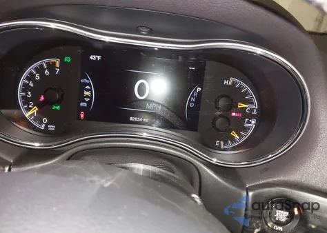 2020 Jeep Grand Cherokee Upland 4X4 z USA, uszkodzony, nr VIN 1C4RJFAG8LC149584